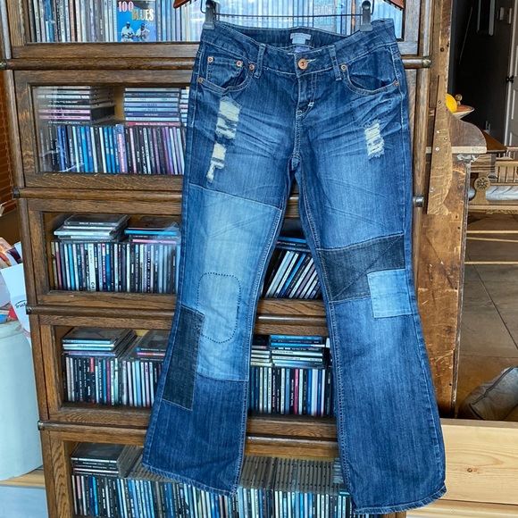 Hippie/Boho Awesome MAX Patched/Distressed Bell-Bottom Jeans Size 9 or 8 womens - Picture 1 of 16